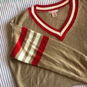 Urban Outfitters || V-neck Sweater